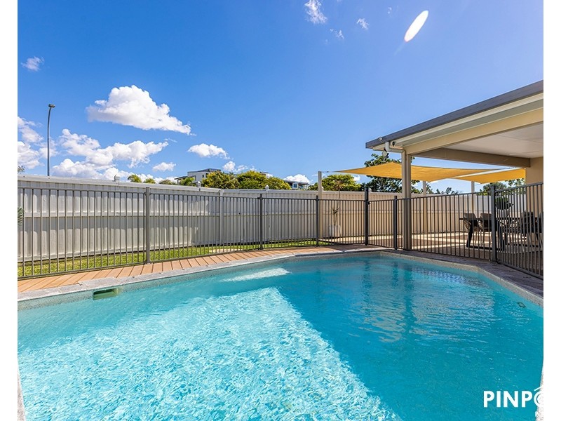 25 Mod Crescent, Beaconsfield QLD 4740