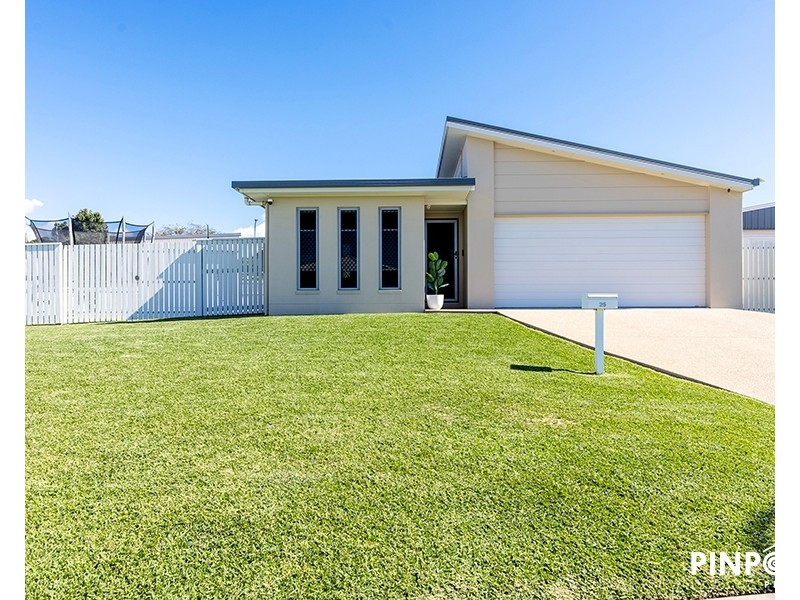 25 Mod Crescent, Beaconsfield QLD 4740