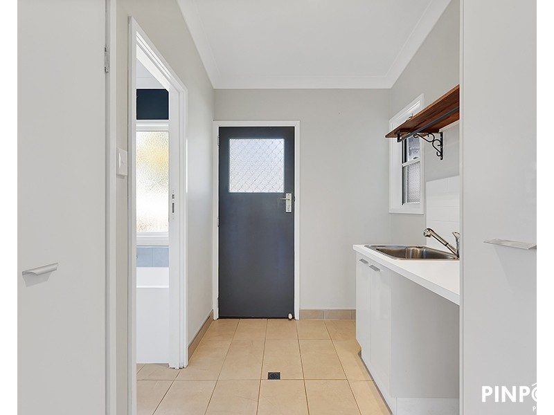 52 Perry Street, West Mackay QLD 4740