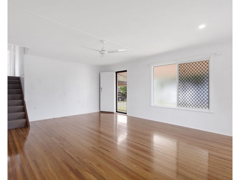 19 Barton Street, West Mackay QLD 4740