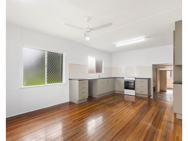 19 Barton Street, West Mackay QLD 4740