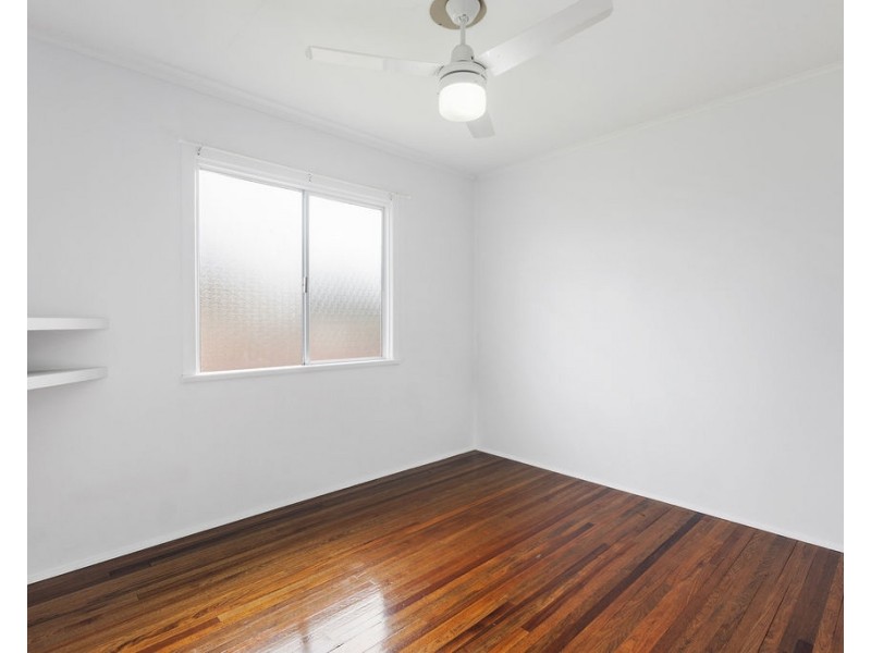 19 Barton Street, West Mackay QLD 4740