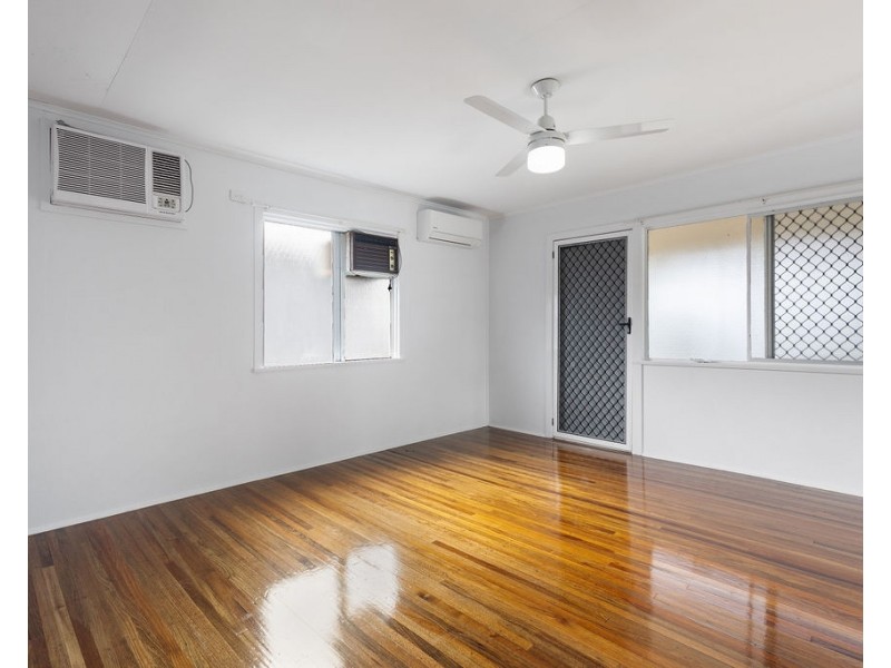 19 Barton Street, West Mackay QLD 4740