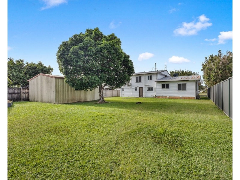 19 Barton Street, West Mackay QLD 4740