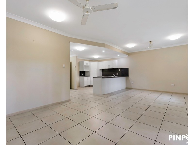 4/8 Admiral Drive, Dolphin Heads QLD 4740