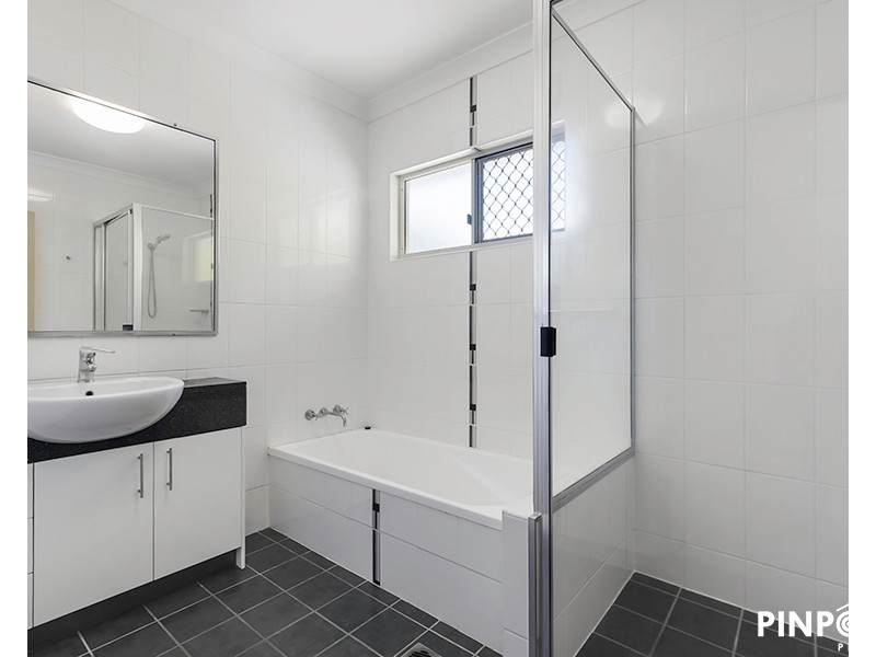 4/8 Admiral Drive, Dolphin Heads QLD 4740