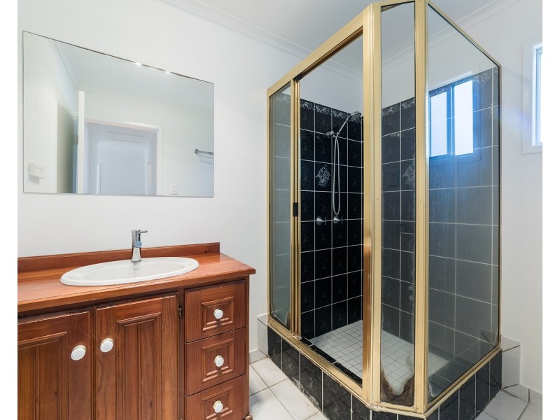 3 Mallett Court, Beaconsfield QLD 4740
