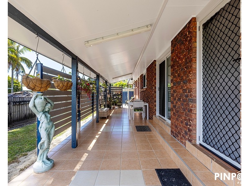 1 Christopher Court, Eimeo QLD 4740