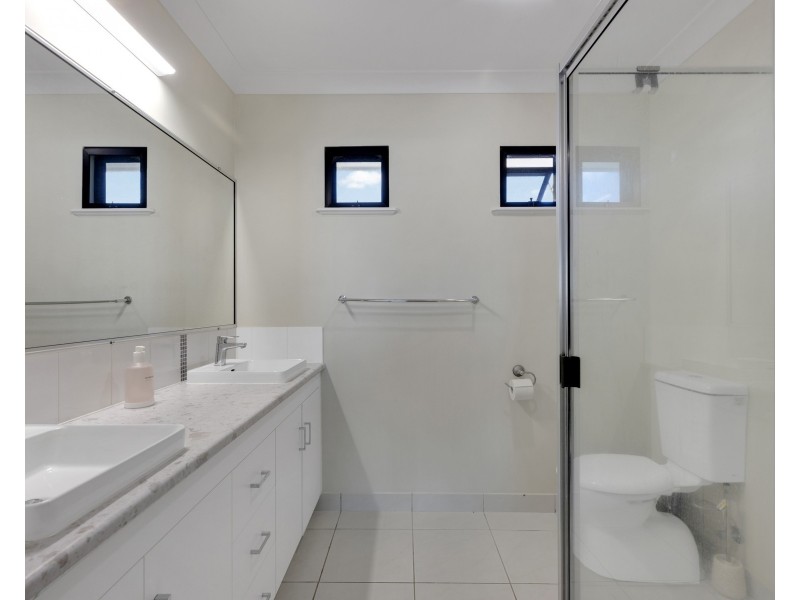 23 Mulcahy Crescent, Eimeo QLD 4740
