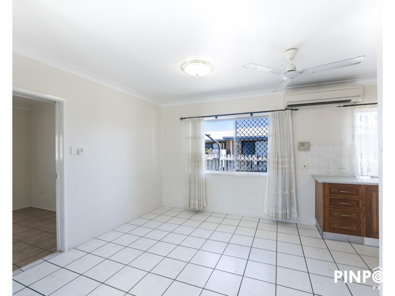 2/211 Evan Street, South Mackay QLD 4740