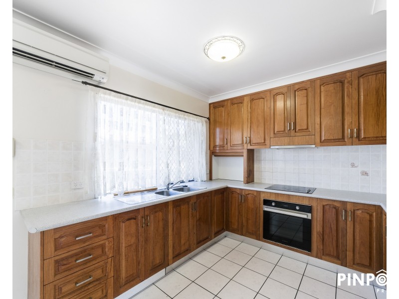2/211 Evan Street, South Mackay QLD 4740