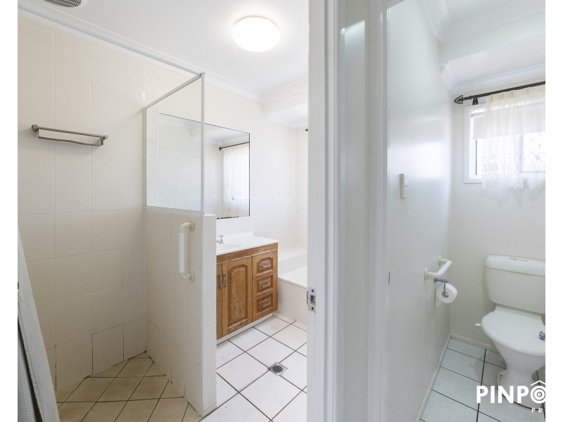 2/211 Evan Street, South Mackay QLD 4740