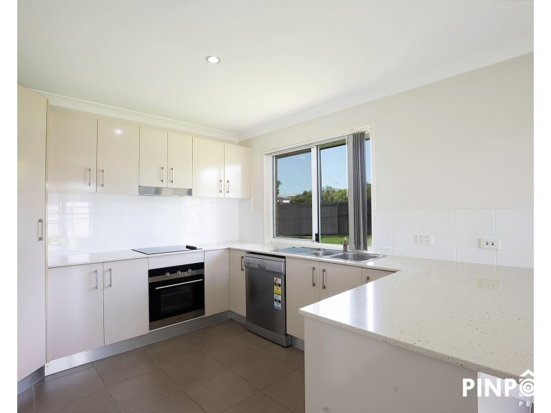 48 Avalon Drive, Rural View QLD 4740