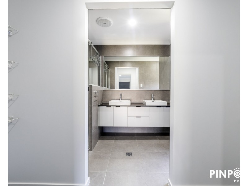 7 Devereux Street, Rural View QLD 4740