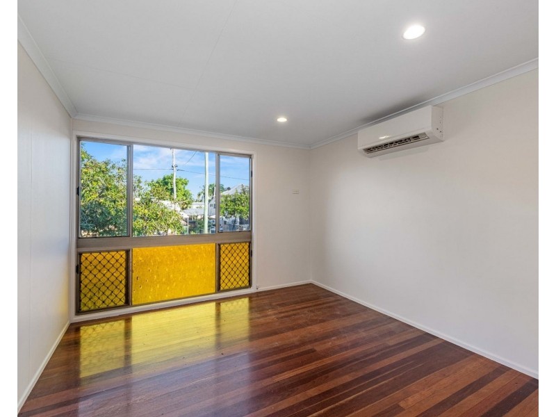 24 Hucker Street, Mackay QLD 4740
