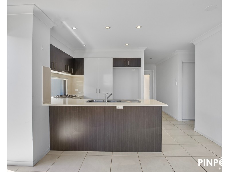 70 Montgomery Street, Rural View QLD 4740