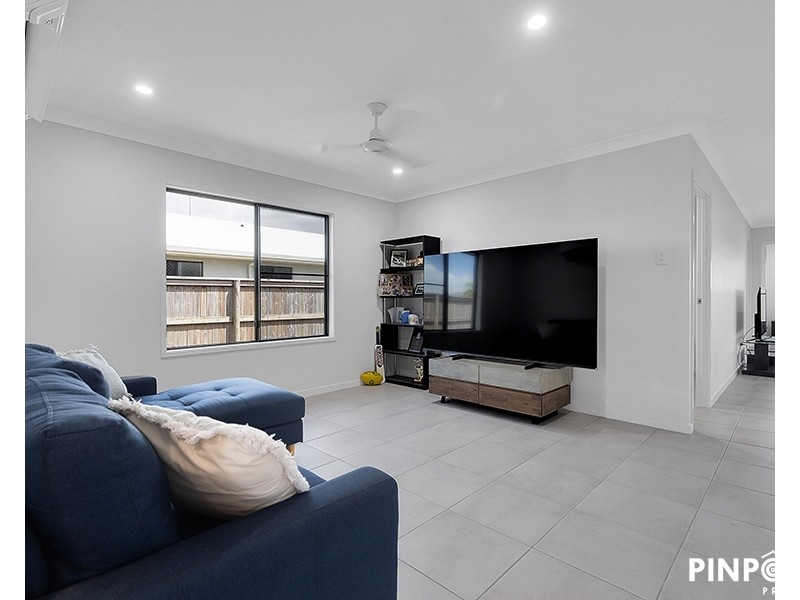 27 Drayton Street, Beaconsfield QLD 4740