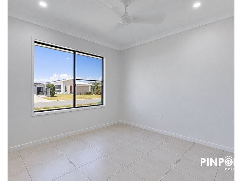 27 Drayton Street, Beaconsfield QLD 4740