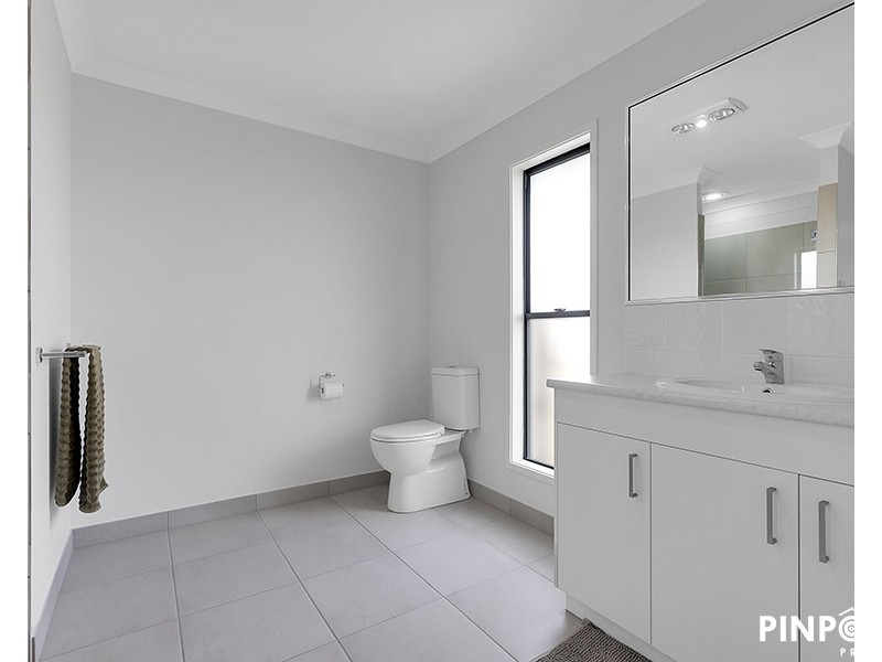 27 Drayton Street, Beaconsfield QLD 4740