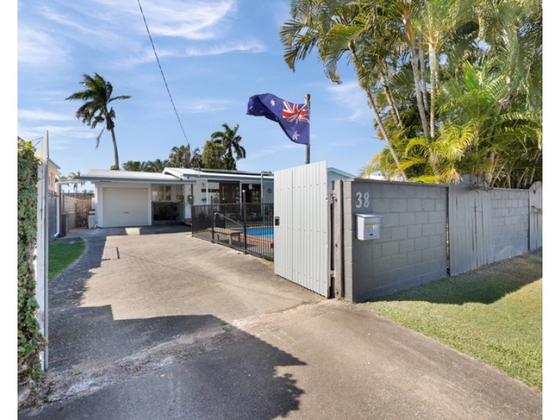 38 Paulette Street, West Mackay QLD 4740