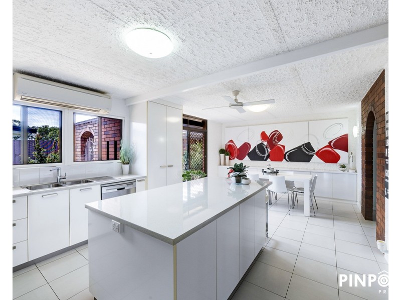 6 Bernborough Avenue, Ooralea QLD 4740