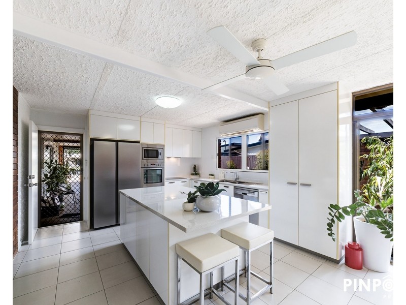 6 Bernborough Avenue, Ooralea QLD 4740