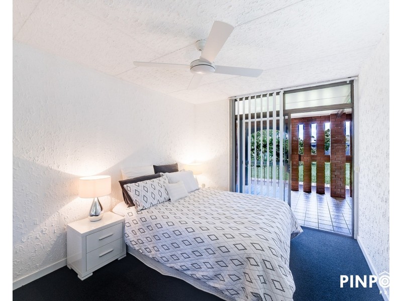 6 Bernborough Avenue, Ooralea QLD 4740
