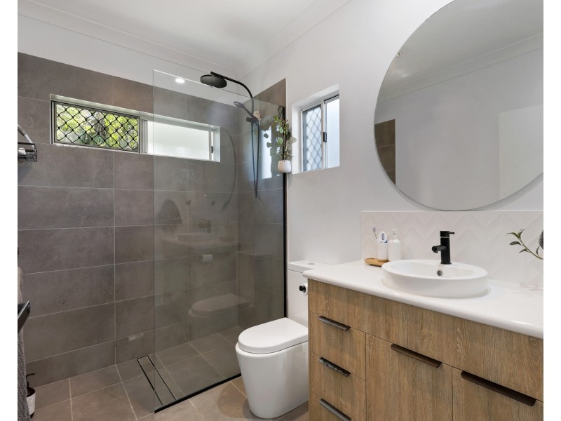 56 John Oxley Avenue, Rural View QLD 4740