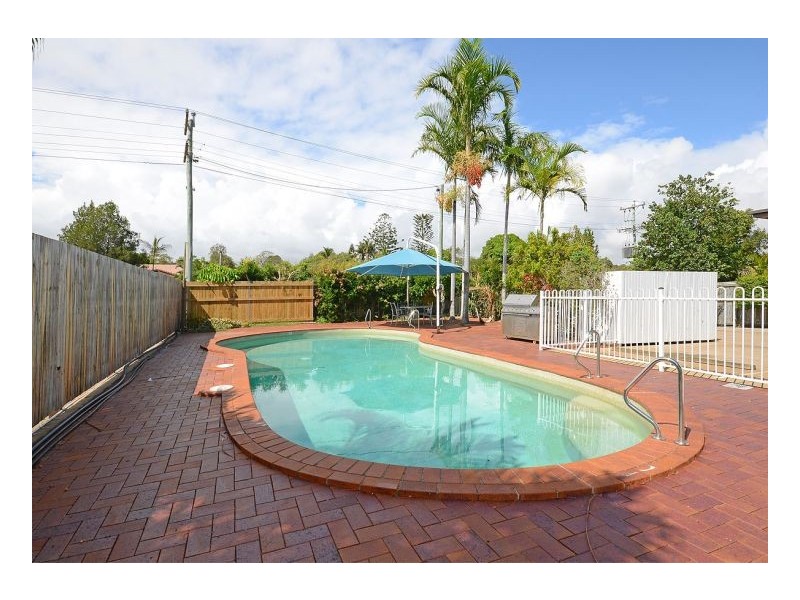 16/407 Esplanade, Torquay QLD 4655