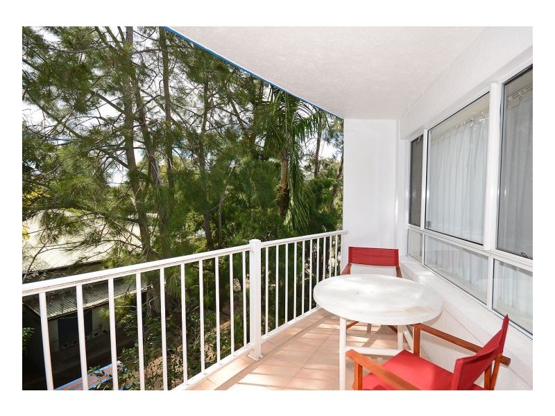 16/407 Esplanade, Torquay QLD 4655