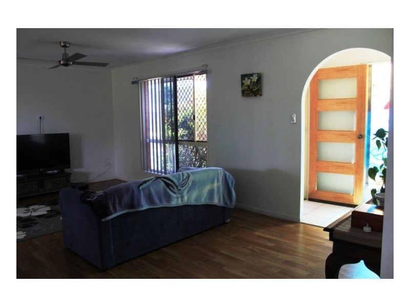 98 Nissen Street, Urraween QLD 4655