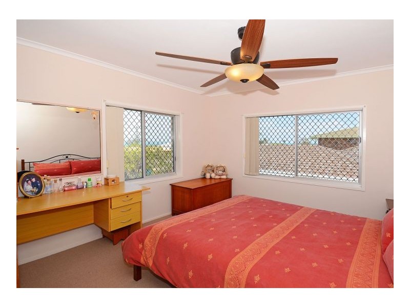17 Aplin Street, Point Vernon QLD 4655