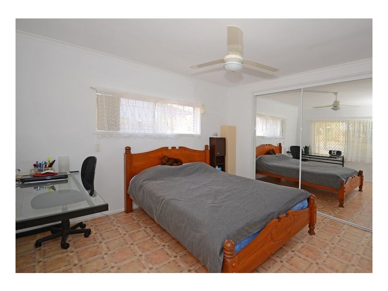 17 Aplin Street, Point Vernon QLD 4655
