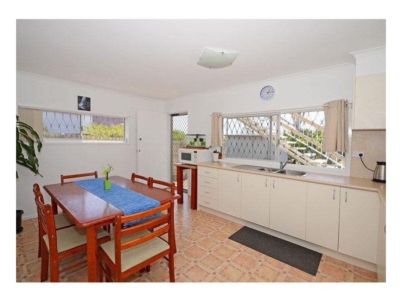 17 Aplin Street, Point Vernon QLD 4655