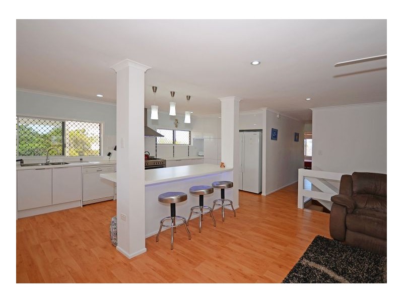17 Aplin Street, Point Vernon QLD 4655