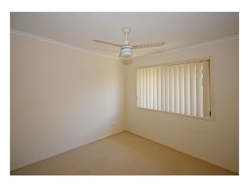 10 Pharlap Court, Point Vernon QLD 4655