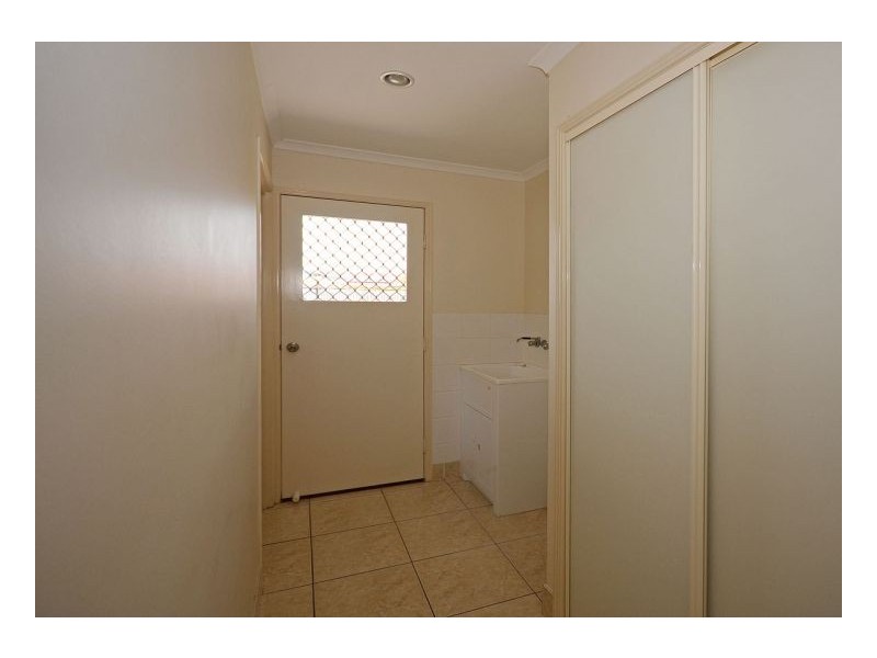 10 Pharlap Court, Point Vernon QLD 4655