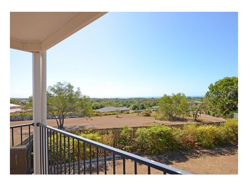6 Deeds Crt, Dundowran Beach QLD 4655