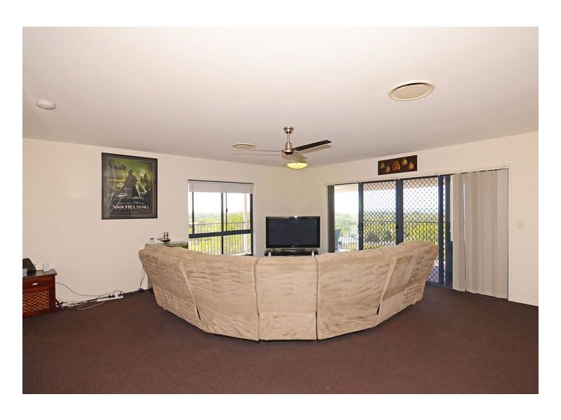 6 Deeds Crt, Dundowran Beach QLD 4655