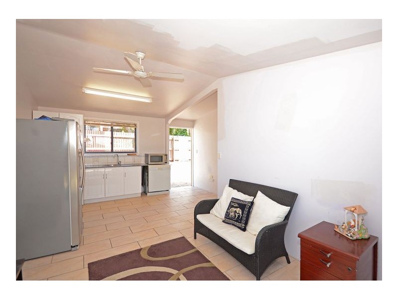 6 Deeds Crt, Dundowran Beach QLD 4655