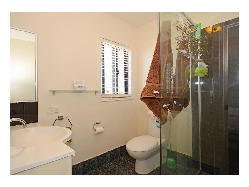 6 Deeds Crt, Dundowran Beach QLD 4655