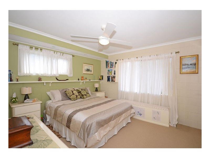 18 Byron Street, Scarness QLD 4655