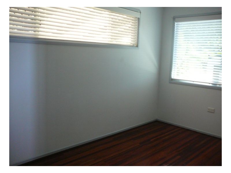 23 Brighton Street, Point Vernon QLD 4655