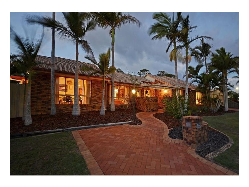 7 Bergin Court, Torquay QLD 4655