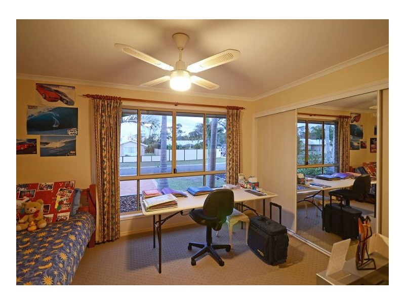 7 Bergin Court, Torquay QLD 4655
