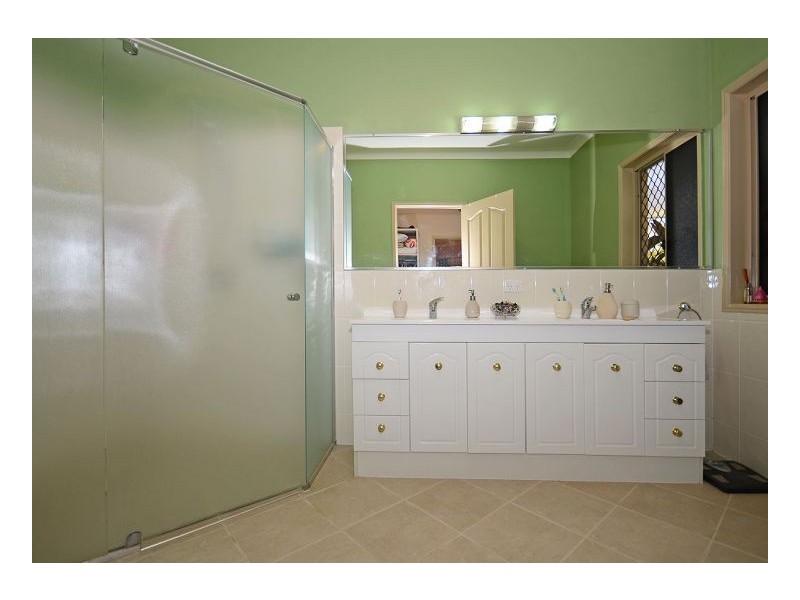 21 Rosedale Drive, Wondunna QLD 4655