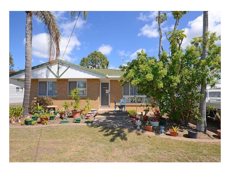 11 White Street, Point Vernon QLD 4655