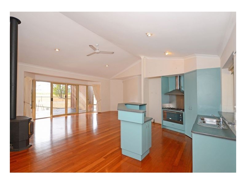 71 Barallen Close, Booral QLD 4655