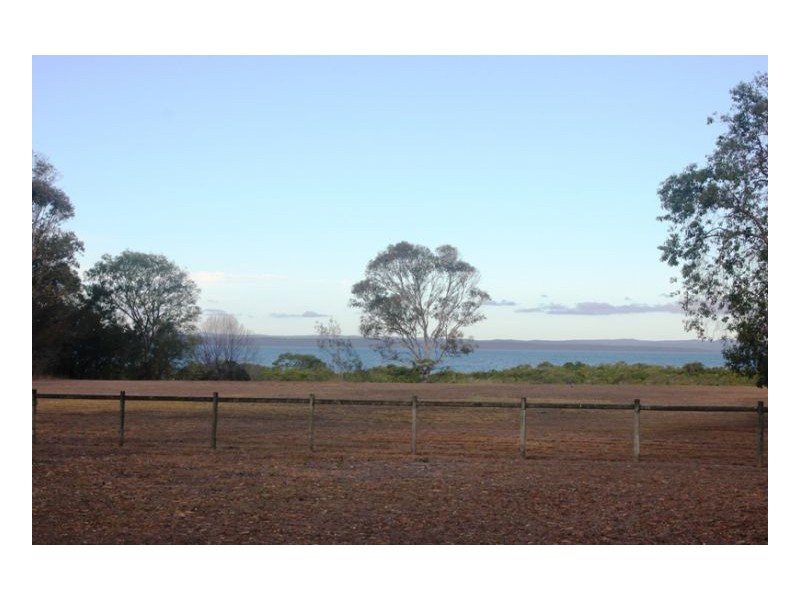 71 Barallen Close, Booral QLD 4655