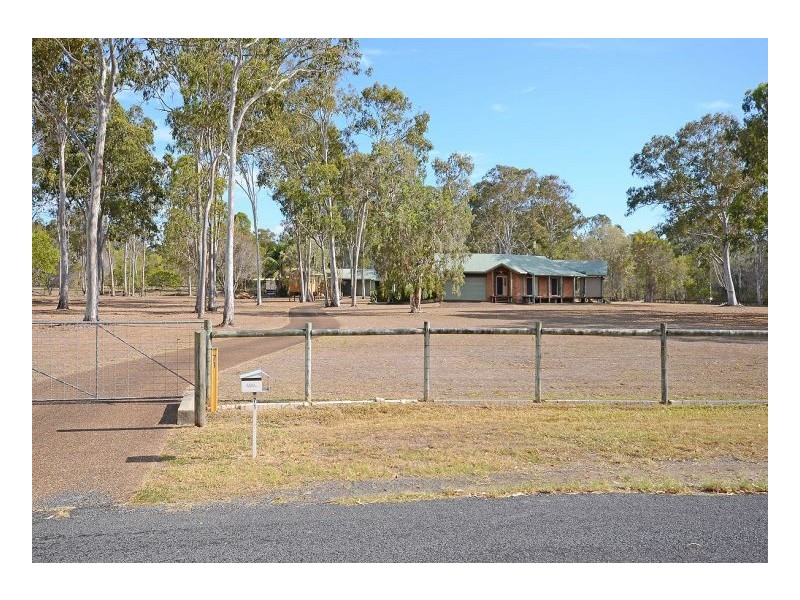 71 Barallen Close, Booral QLD 4655